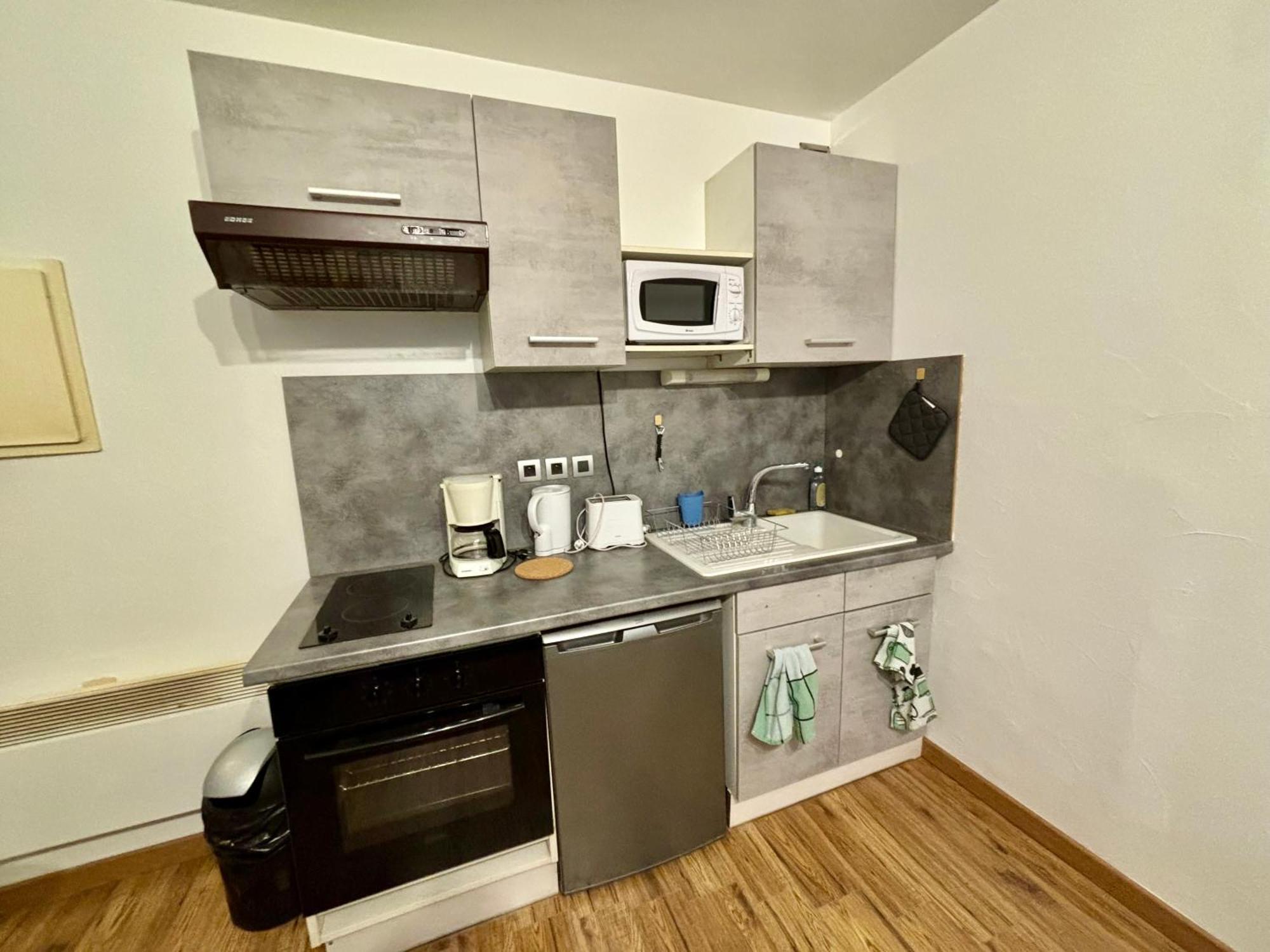 Studio - Baignoire - Pret De Vtt - Lave Linge Le Puy-en-Velay Екстер'єр фото